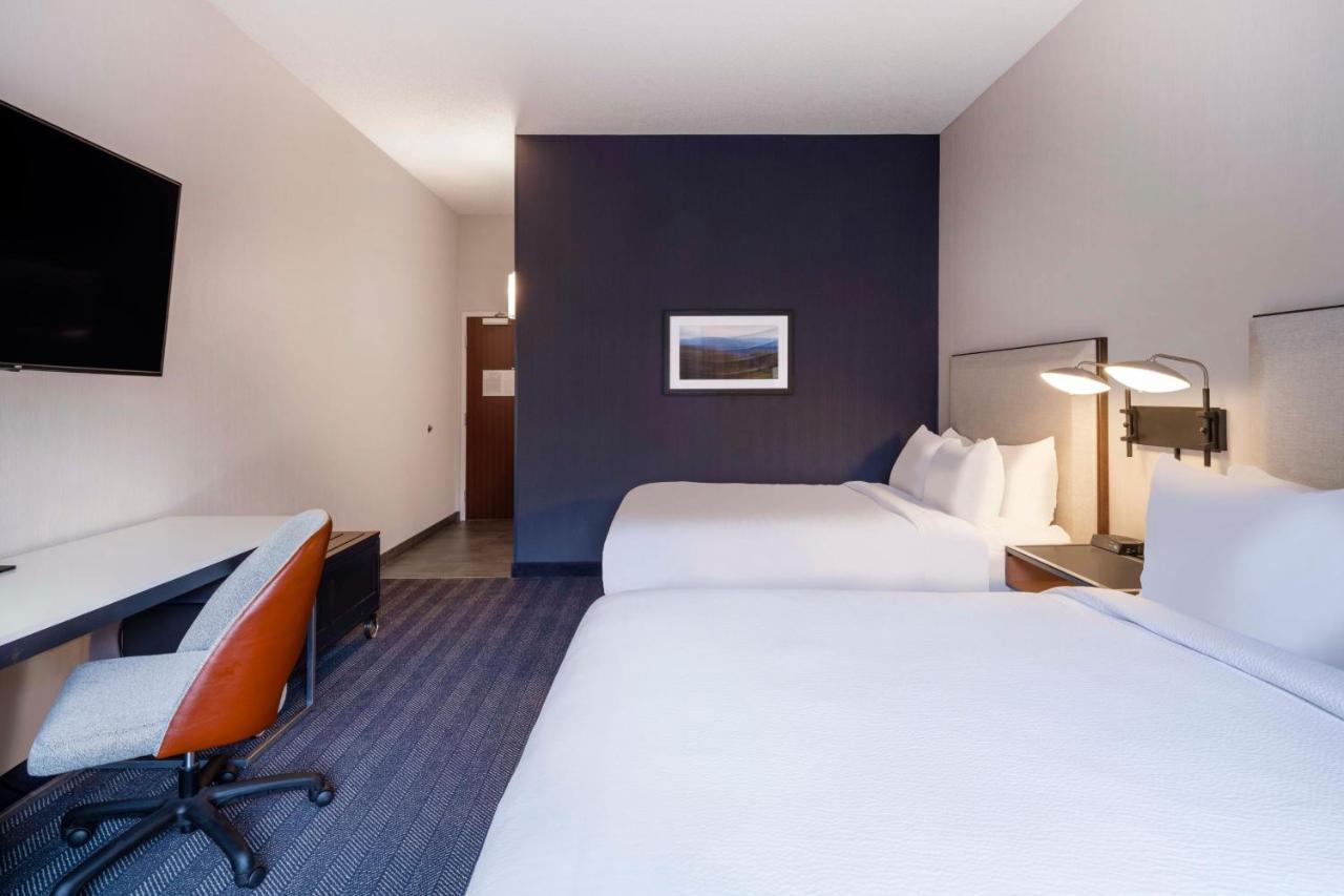 Courtyard Denver Southwest/Лейкуд Екстериор снимка