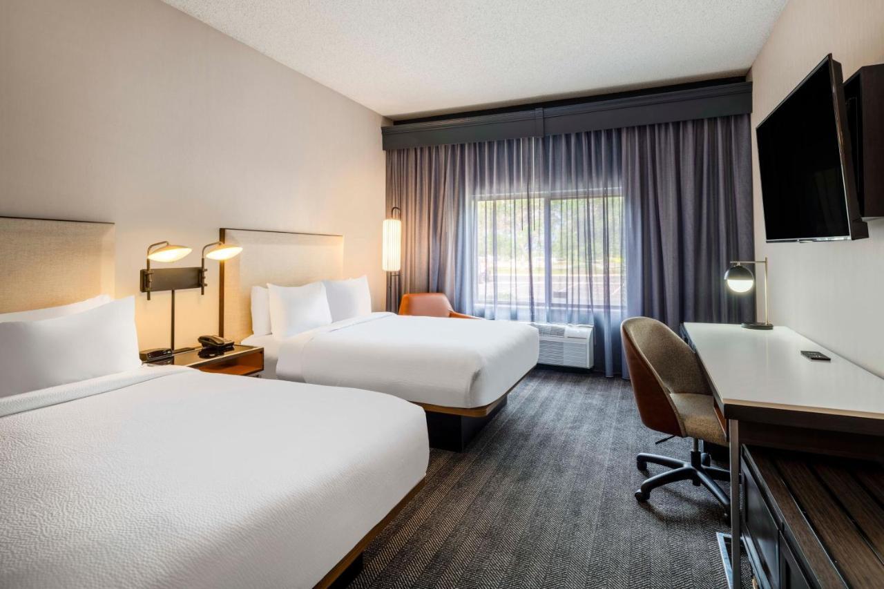 Courtyard Denver Southwest/Лейкуд Екстериор снимка