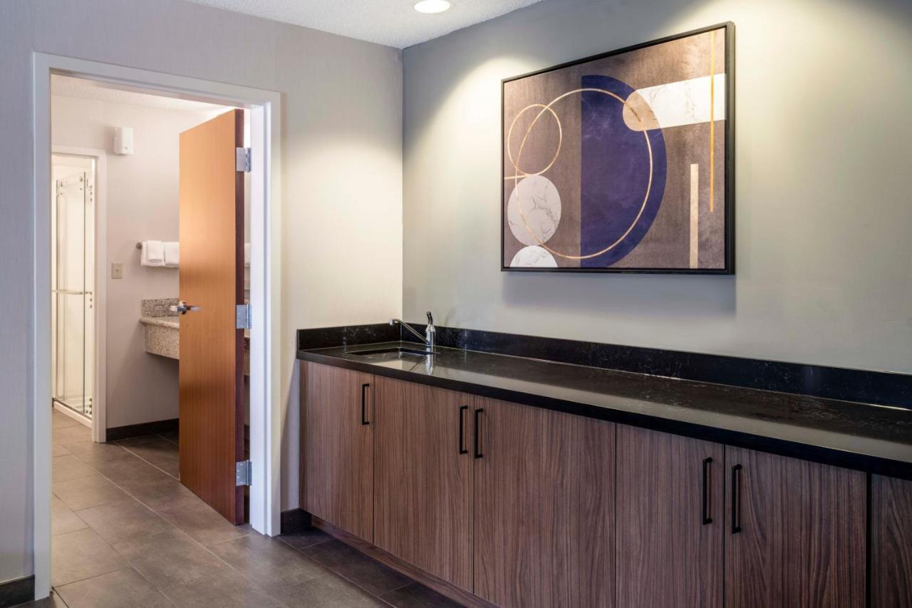 Courtyard Denver Southwest/Лейкуд Екстериор снимка