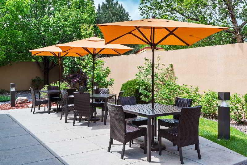 Courtyard Denver Southwest/Лейкуд Екстериор снимка
