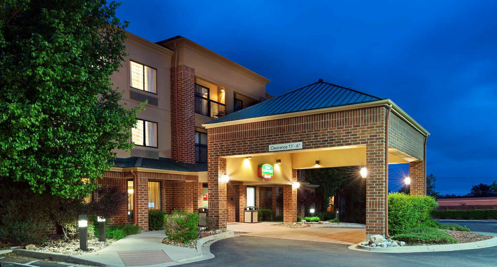 Courtyard Denver Southwest/Лейкуд Екстериор снимка